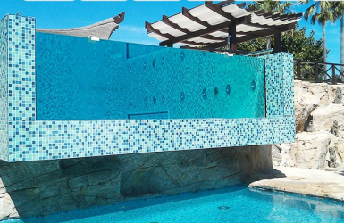 Đặc điểm nổi bật của bể bơi kính acrylic và các nguyên tắc khi sử dụng
